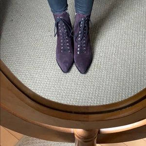 Marc Fisher booties lace up front size 8.5